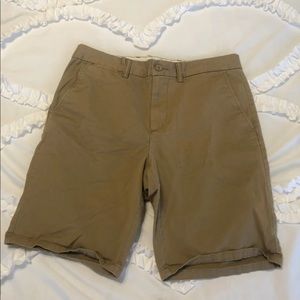 2-pairs of men’s shorts